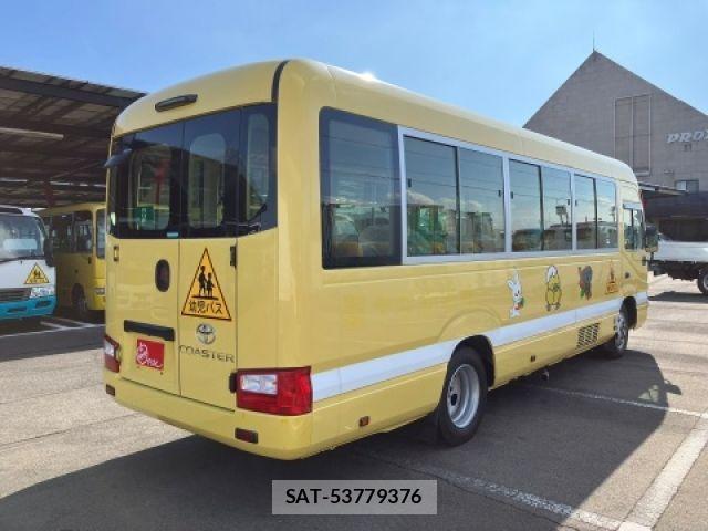 Toyota COASTER 2017-03 3933519-1
