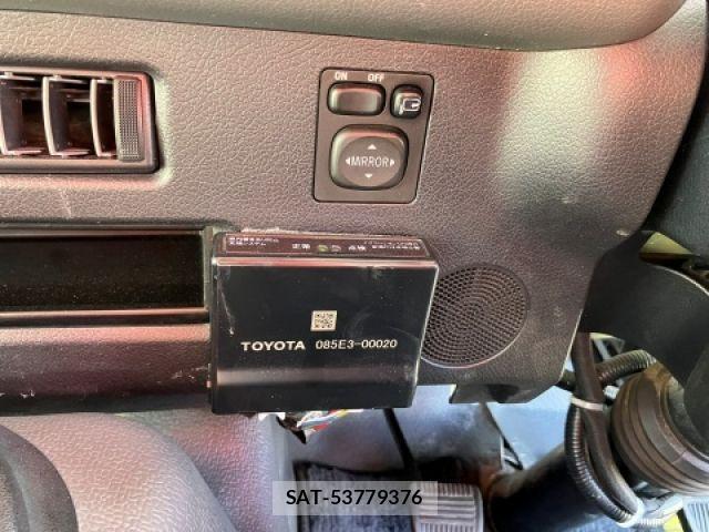 Toyota COASTER 2017-03 3933519-20