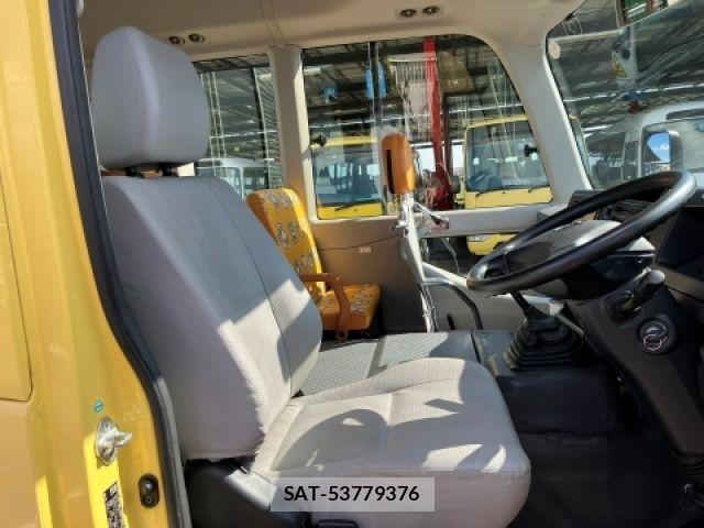 Toyota COASTER 2017-03 3933519-22
