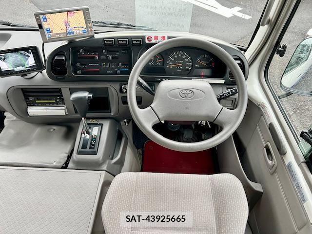 Toyota COASTER 2005-08 4370154-9