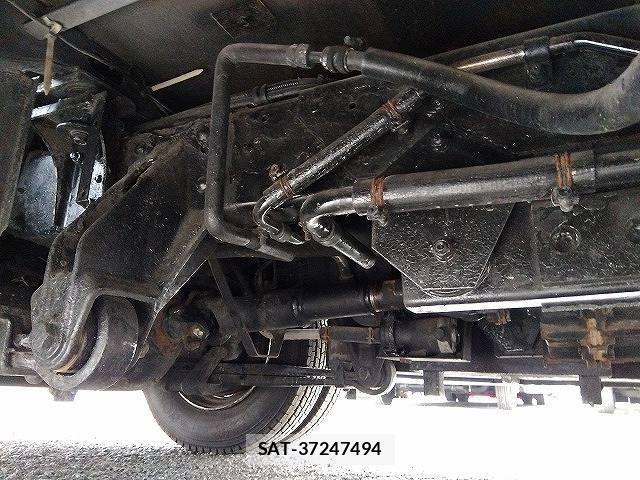 Toyota COASTER 2004-07 6675386-16