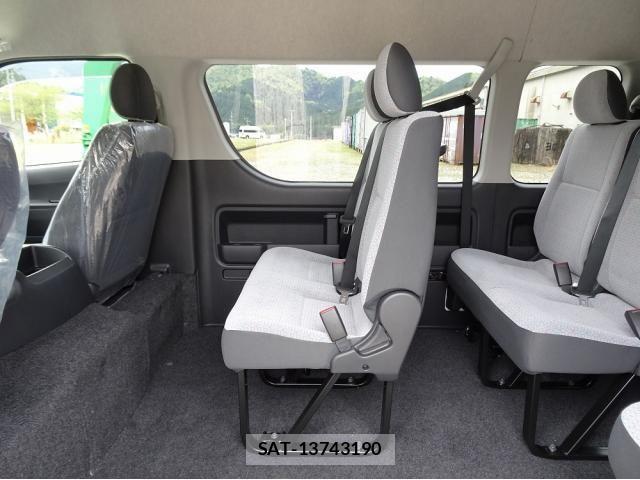 Toyota COASTER 2026-03 6675385-19
