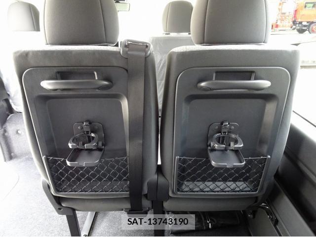 Toyota COASTER 2026-03 6675385-26
