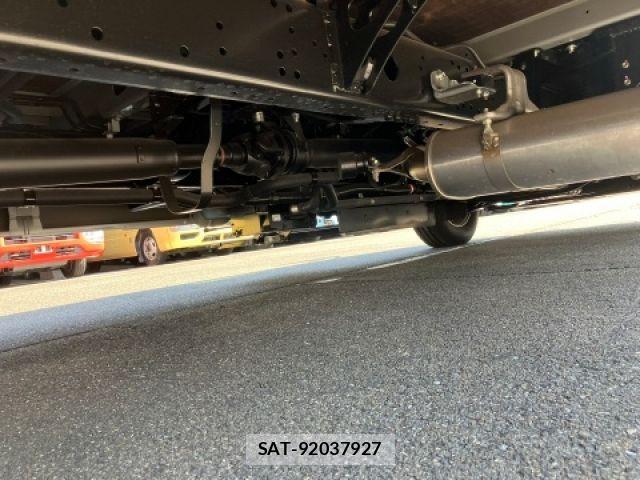 Toyota COASTER 2025-03 6715840-9