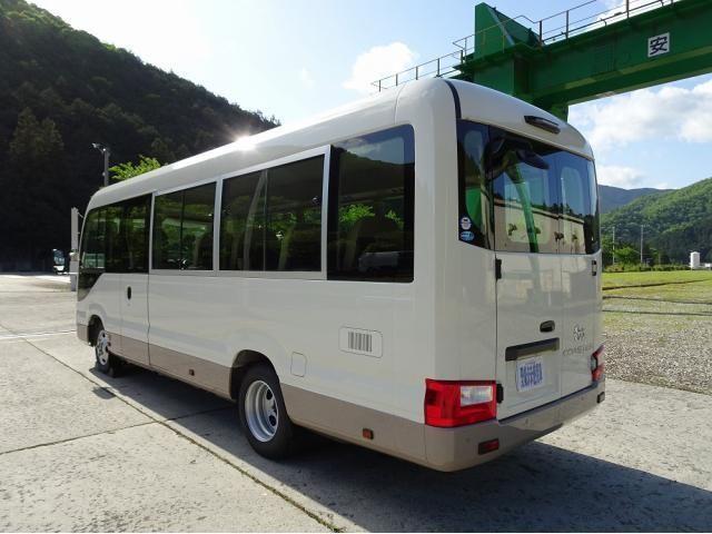 Toyota COASTER 2025-01 6805372-3