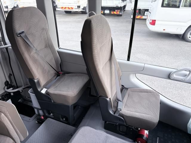 Toyota COASTER 2026-03 6805369-23
