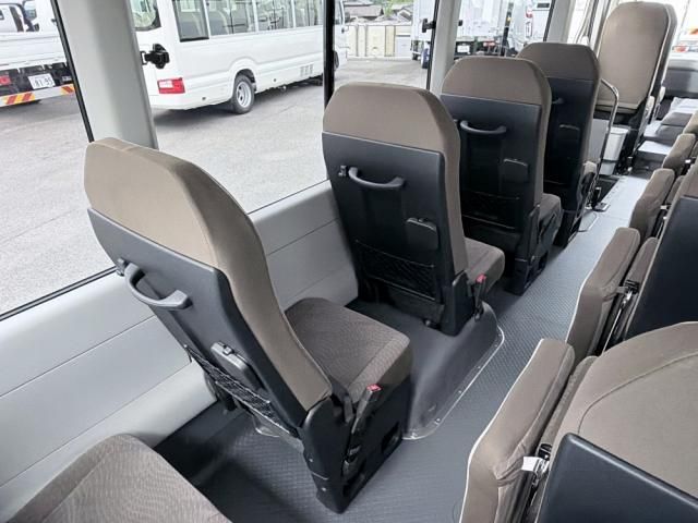 Toyota COASTER 2026-03 6805369-27