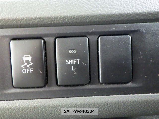 Toyota COASTER 2019-08 6903336-25