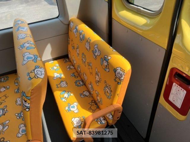Toyota COASTER 2018-04 6903345-24