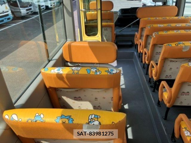 Toyota COASTER 2018-04 6903345-27