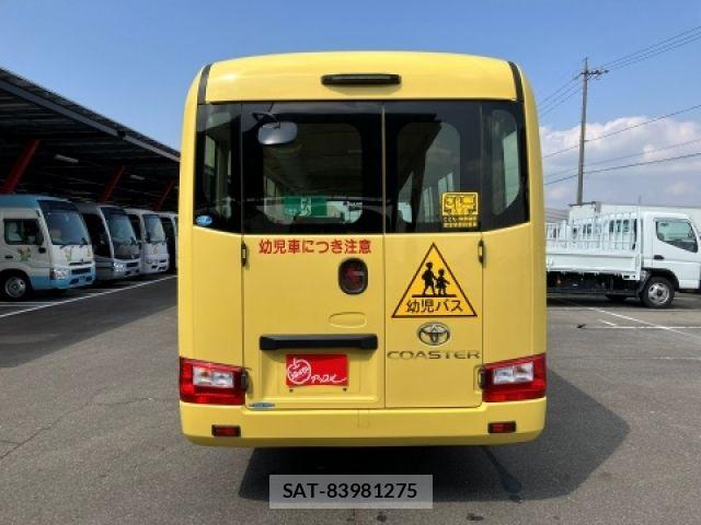 Toyota COASTER 2018-04 6903345-3