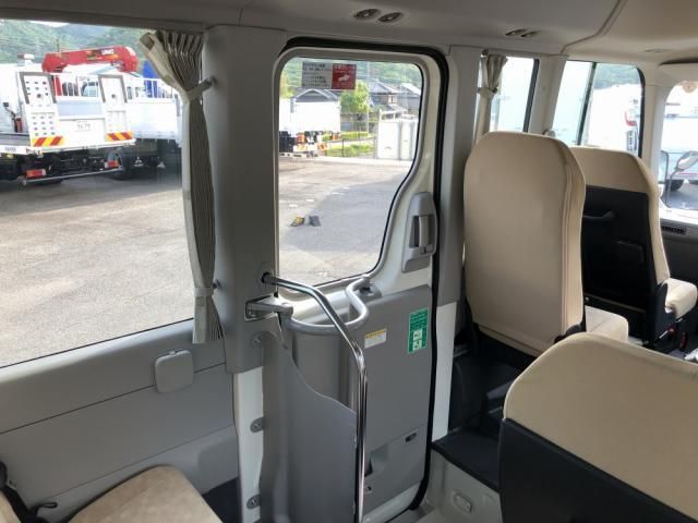 Toyota COASTER 2025-04 6964360-16
