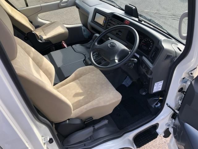 Toyota COASTER 2025-04 6964360-7