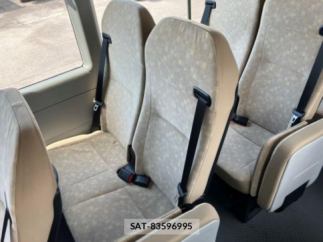 Toyota COASTER 2019-04 6992379-21