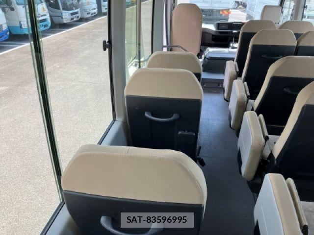 Toyota COASTER 2019-04 6992379-25