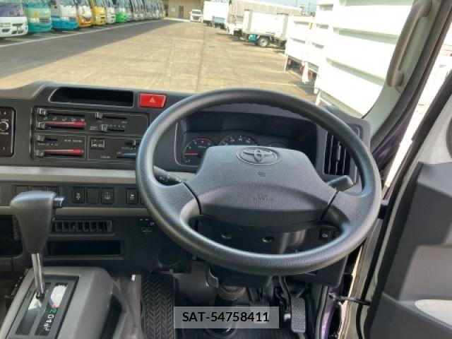 Toyota COASTER 2019-08 7020210-12