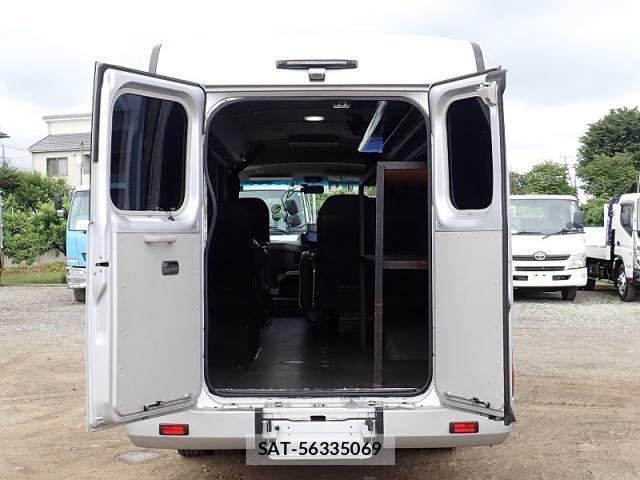 Toyota COASTER 2021-02 7057929-6