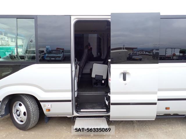 Toyota COASTER 2021-02 7057929-7