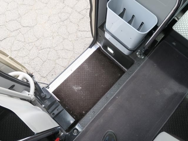 Toyota COASTER 2018-06 7199513-11