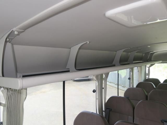 Toyota COASTER 2018-06 7199513-14