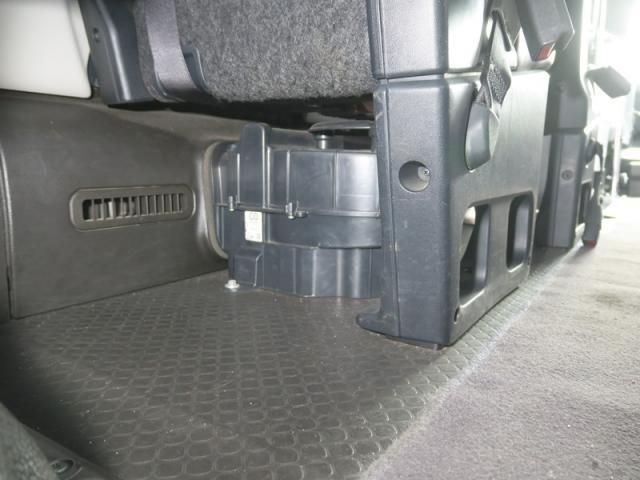 Toyota COASTER 2018-06 7199513-17