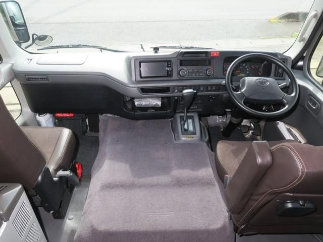 Toyota COASTER 2018-06 7199513-21