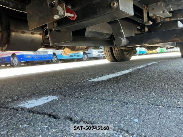 Toyota COASTER 2017-03 7216178-8