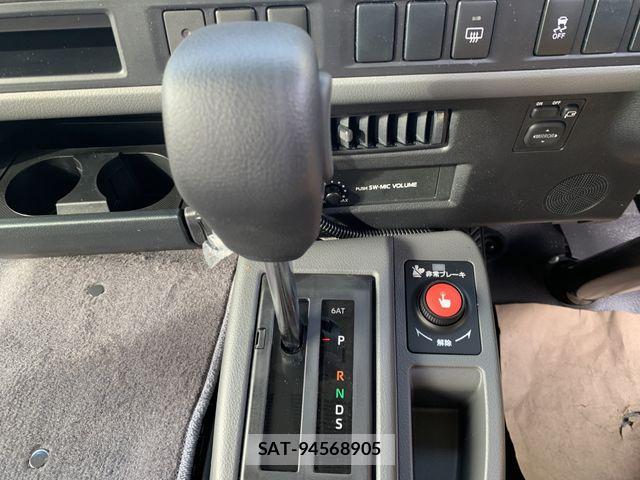 Toyota COASTER 2026-05 7216180-22