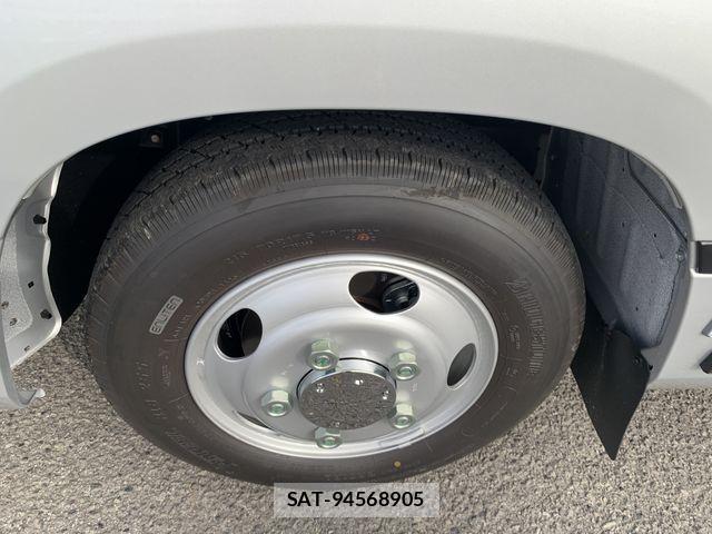 Toyota COASTER 2026-05 7216180-27