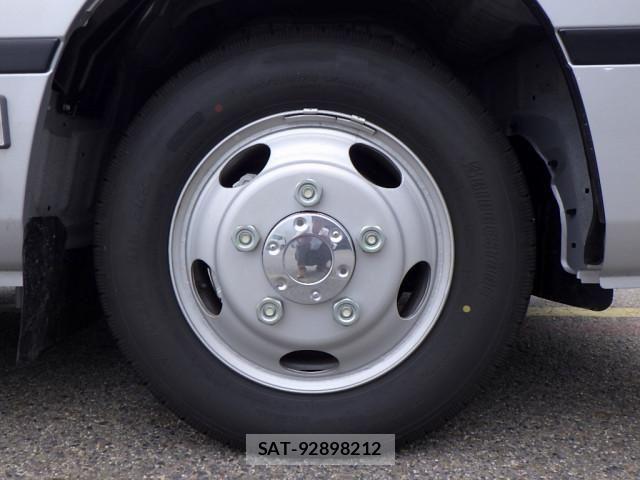 Toyota COASTER 2026-04 7250175-18