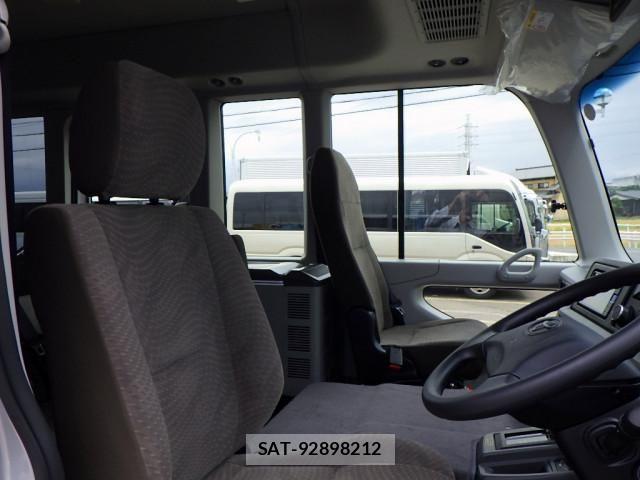 Toyota COASTER 2026-04 7250175-25