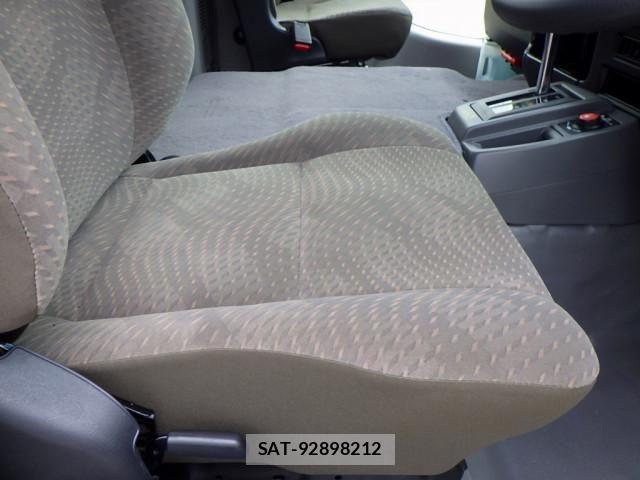 Toyota COASTER 2026-04 7250175-26