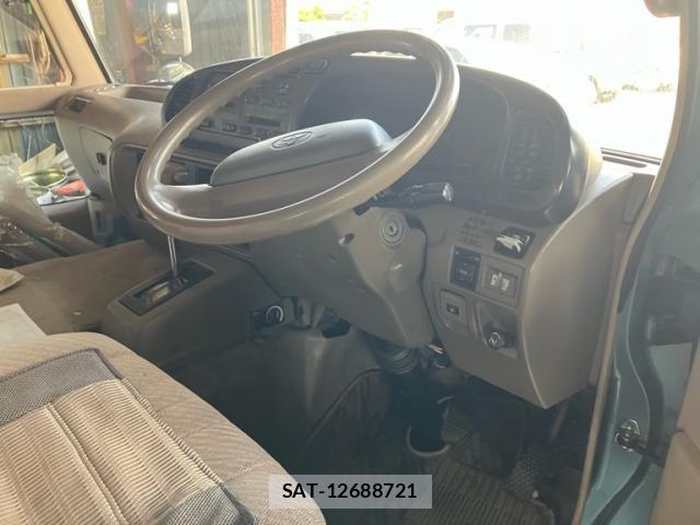 Toyota COASTER 1998-05 7250174-11