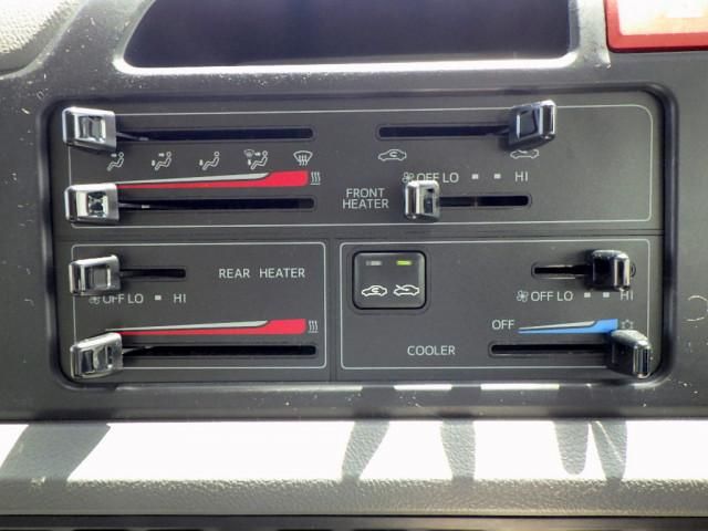 Toyota COASTER 2020-09 7306659-16