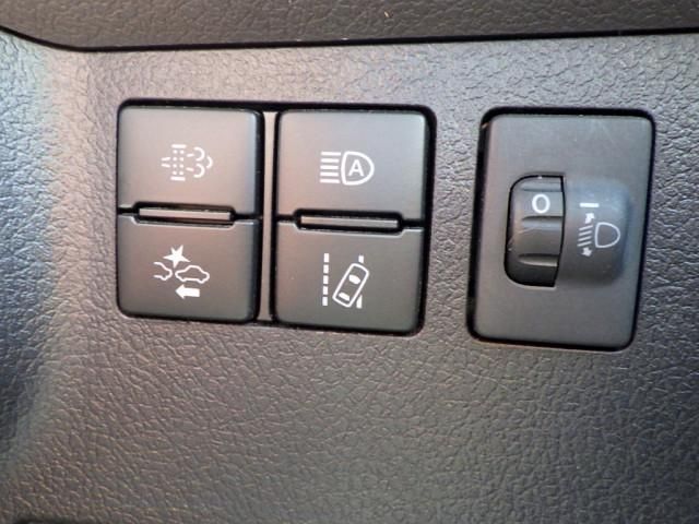 Toyota COASTER 2020-09 7306659-23