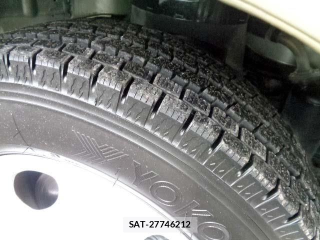 Toyota COASTER 2002-03 7357183-16