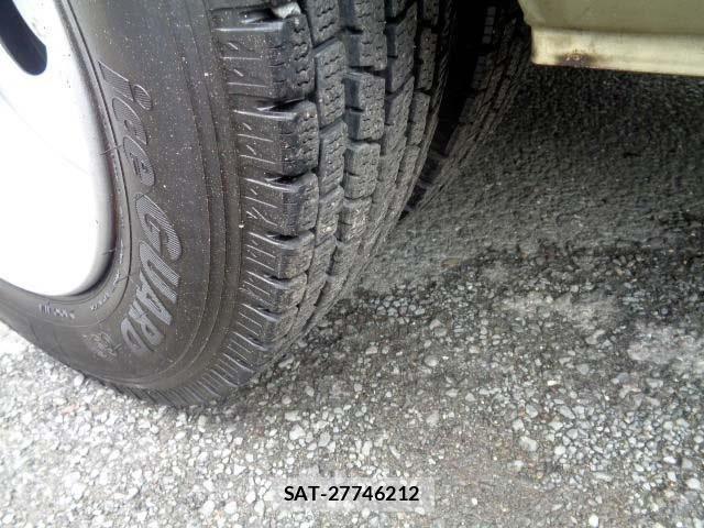 Toyota COASTER 2002-03 7357183-17