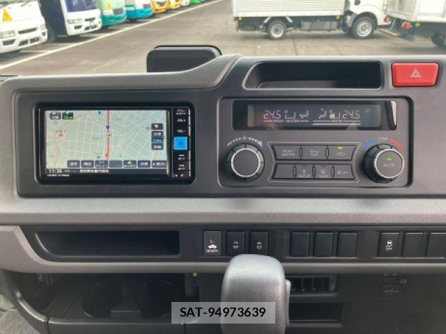 Toyota COASTER 2026-05 7391632-13