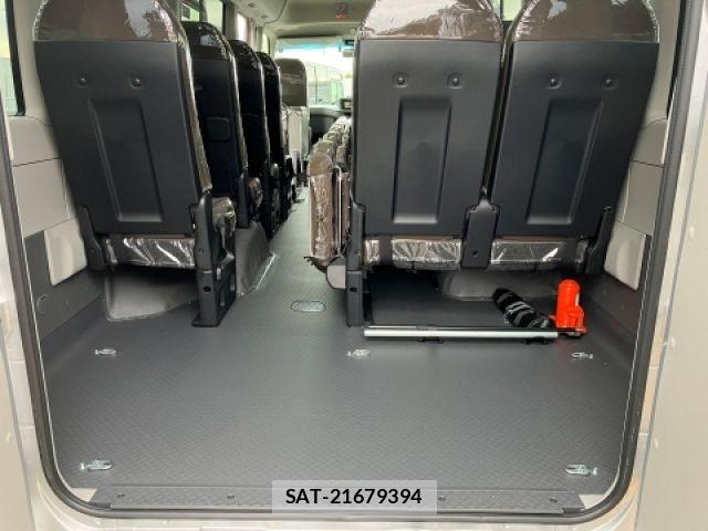 Toyota COASTER 2025-10 7391634-8