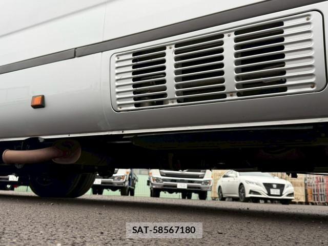 Toyota COASTER 2015-05 7499928-18