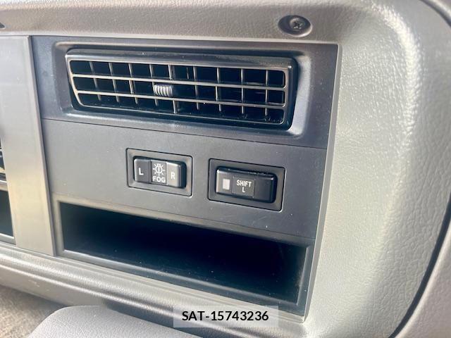 Toyota COASTER 2016-06 7499927-12