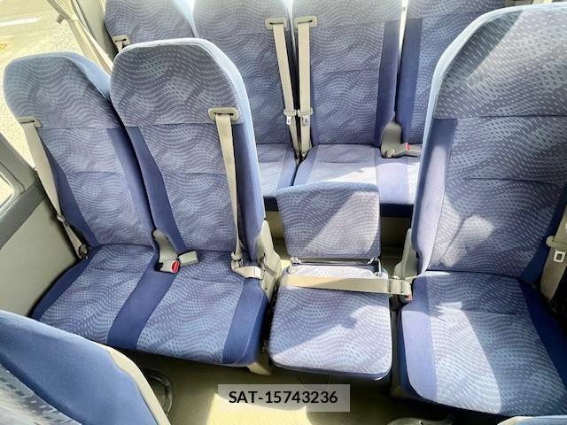 Toyota COASTER 2016-06 7499927-17