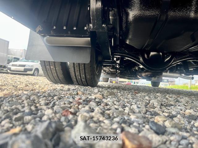 Toyota COASTER 2016-06 7499927-25