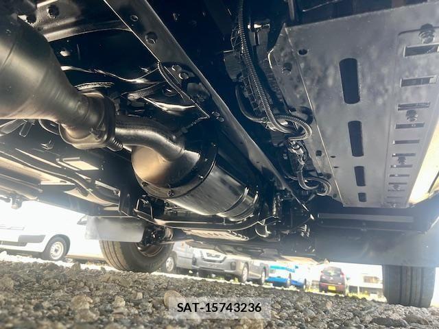 Toyota COASTER 2016-06 7499927-27