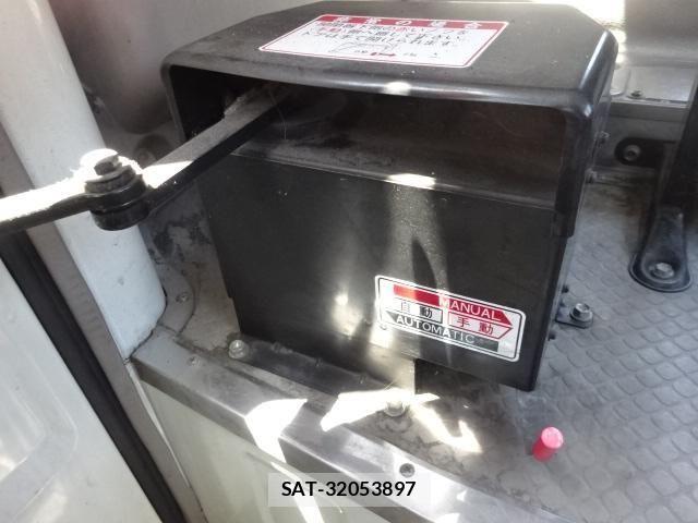Toyota COASTER 2008-09 7508362-12