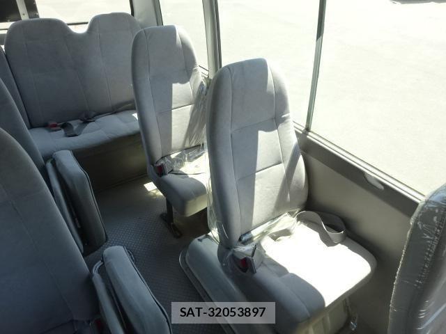Toyota COASTER 2008-09 7508362-18
