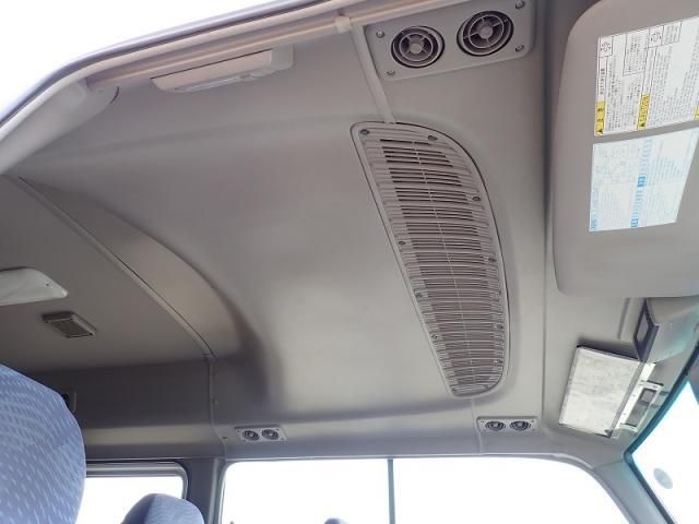 Toyota COASTER 2016-12 7606808-14