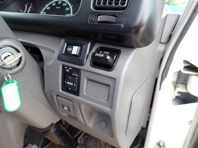 Toyota COASTER 2016-12 7606808-15