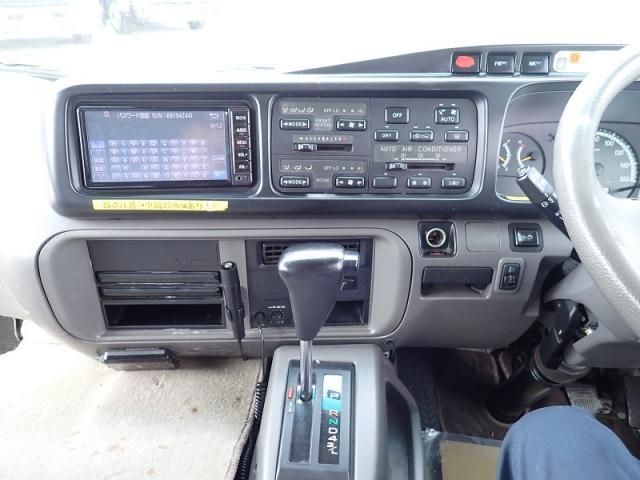 Toyota COASTER 2016-12 7606808-18