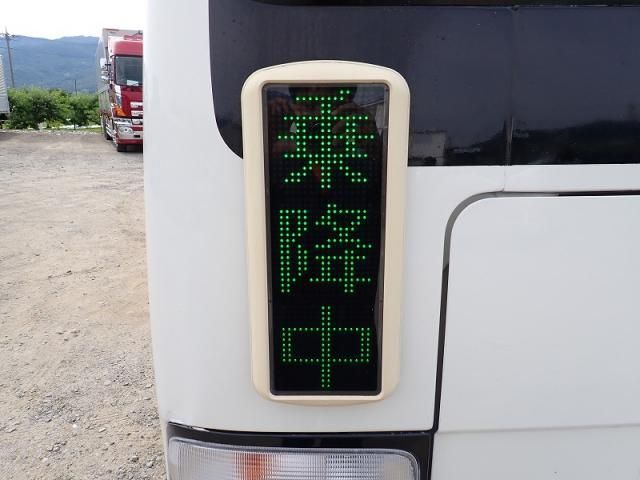 Toyota COASTER 2016-12 7606808-25